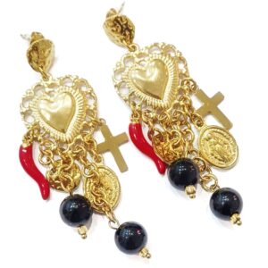 Orecchini cuore sacro, Madonnina, cornino e resina nera