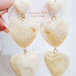 Orecchini collezione LOVE (bianco)