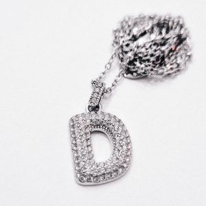 Collana lettera D