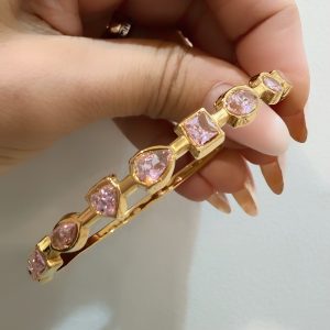 Bracciale petali pietre rosa