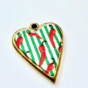 Ciondolo cuore rigato con peperoncini