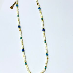 Collana conchiglia con sfere azzurre - immagine 1